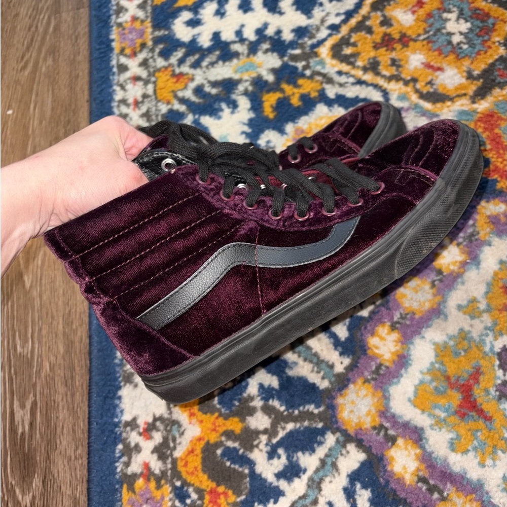 Vans Unisex Velvet High-Tops, Purple/ Burgundy and W:9.5 M: 8